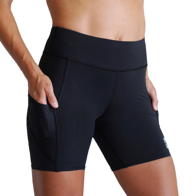 Mudgear - Women’s Flex fit compression shorts 6-inch inseam